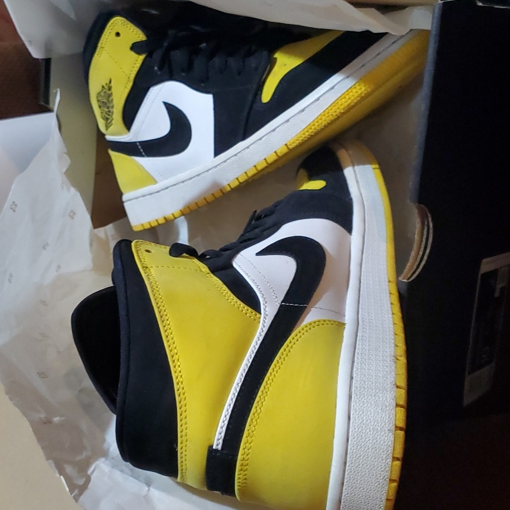 Jordan 1 yellow toe